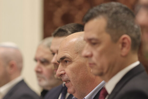 exclusiv premierul interimar avertisment despre soarta guvernului niculescu cel mai periculos adversar este tot psd 6ad2647f36666