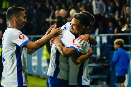 farul constanta a castigat duelul cu petrolul si a ramas pe loc de play off in superliga 6acc879f60526