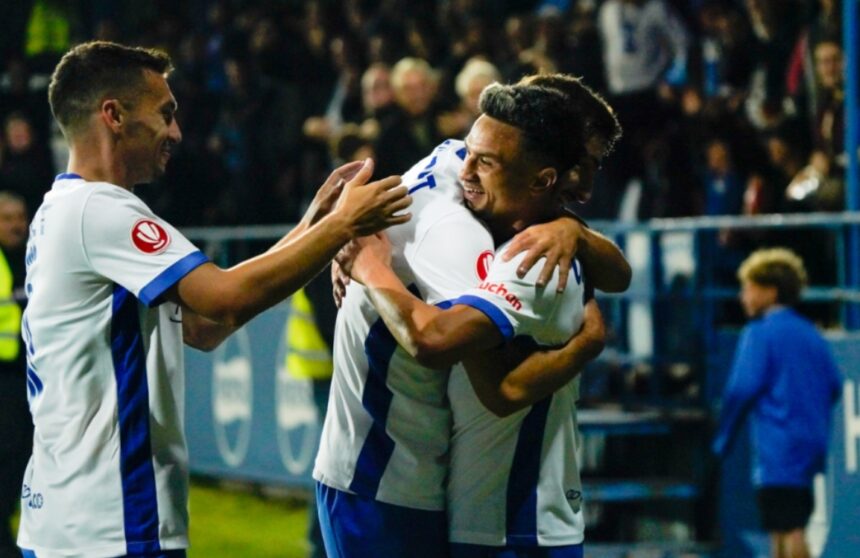 farul constanta a castigat duelul cu petrolul si a ramas pe loc de play off in superliga 6acc879f60526