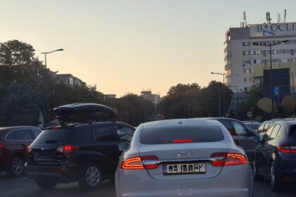 foto talmes balmes in intersectia de la dacia nu functioneaza semafoarele 6ac5d653ca477
