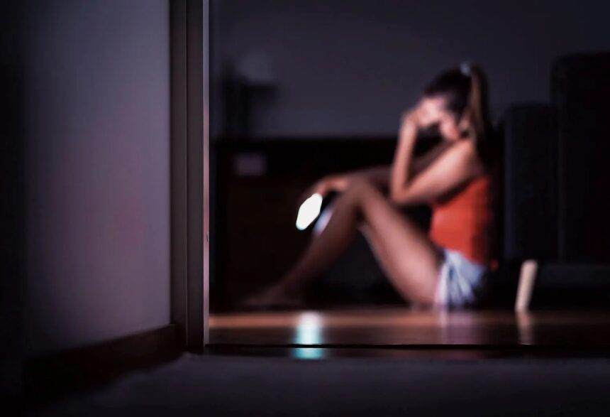 interceptari un proxenet din constanta cerea filmari cu actele sexuale pentru a le spune fetelor unde gresesc 6adfcab948328