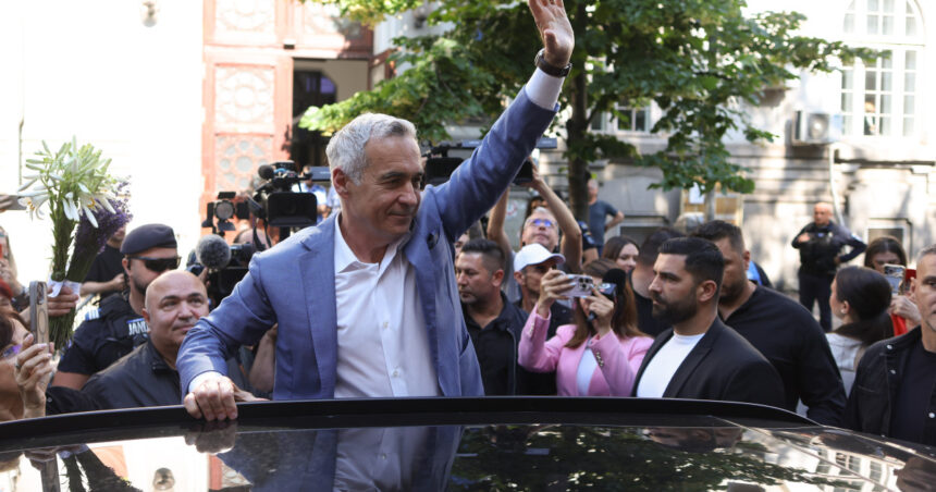 jandarmeria capitalei a dat 32 de amenzi de aproape 38 000 de lei sustinatorilor lui calin georgescu 6abe5b0a9c2bc