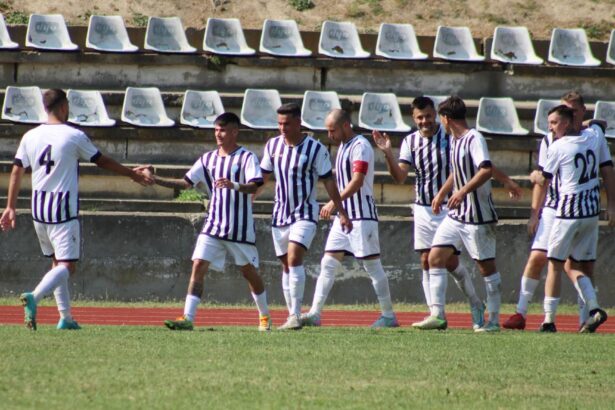 liderele din liga a v a danubius rasova si viitorul pecineaga isi pastreaza invincibilitatea in acest sezon 6acd3e89a0df4