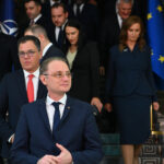 live text luca niculescu participa la preluarea mandatelor de catre mai multi ministri programul ceremoniilor 6ad86155087d5