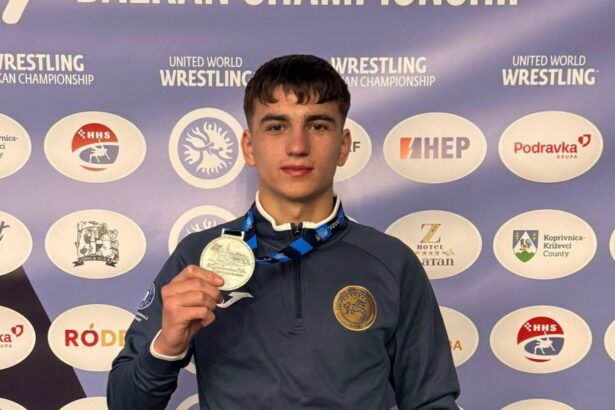 luptatorul de la csm constanta valentin rusu a luat argintul la campionatele balcanice u20 6ac5243e64c47