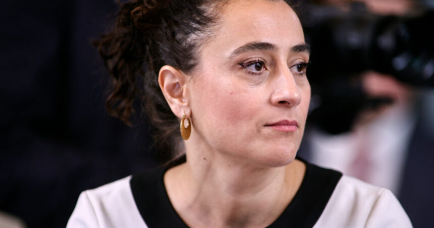 ministra culturii lanseaza un apel angajatii din institutiile culturale sa reclame orice abuz sau hartuire fara teama de represalii 6ae3a423bf682