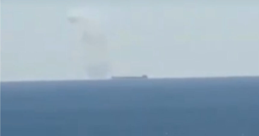 news alert misiune de salvare in zona platformei pescarus o nava turceasca cu cereale a fost lovita de o drona un ranit si 13 disparuti 6ac37381c8cef