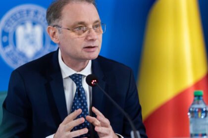 niculescu la intalnirea cu mediul de afaceri trebuie sa repornim motoarele economiei sa ii ajutam pe cei care ofera locuri de munca 6adf7e3e22f2f