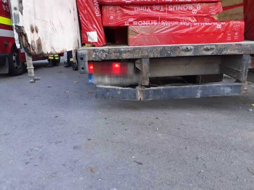 o firma straina solicita ridicarea sechestrului pus de diicot constanta pe un camion implicat in contrabanda 6ae12358c0876
