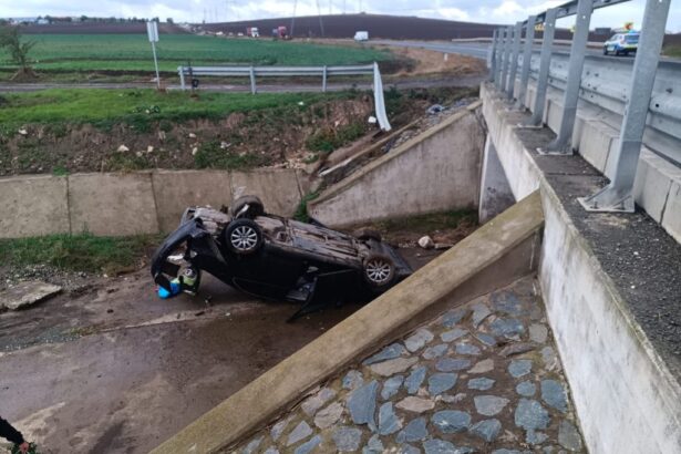 o masina s a rasturnat in zona sibioara o victima a refuzat transportul la spital 6ace1f7e6a3f3