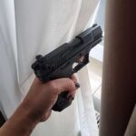 perchezitii la doi barbati care au adus in tara arme ce le au spus procurorilor 6ad2a78f3749c