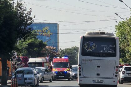 pietonul mi a facut semn sa trec cum si a recuperat un sofer permisul de conducere la eforie 6adf16582671d