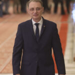 politico criza politica din romania ia o pauza de sase luni dupa investirea guvernului niculescu 6ad78c070dcaf