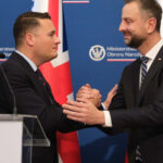 polonia si marea britanie isi unesc fortele in fata amenintarilor rusiei ce prevede acordul militar semnat la varsovia 6ae0c8dfc4228