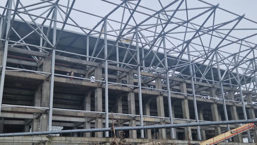 proiect inceput acum 10 ani sala polivalenta incepe sa miste din nou stadiul lucrarilor transmis de cni 6acebd93f1f72