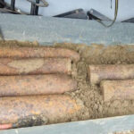 proiectile explozive de calibru 150 mm descoperite si ridicate de pirotehnistii isu iasi de pe traseul autostrazii a8 6ae4fca7d6971