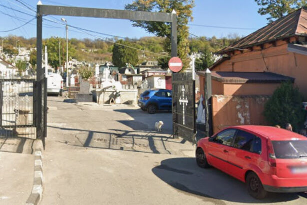 saci cu posibile oseminte umane si un sicriu ascunsi in spatele unui zid fals un nou dosar penal la cimitirul strehareti din slatina 6acd1777e4037