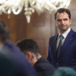 sebastian burduja despre desemnarea lui luca niculescu ca premier romania are nevoie exact de asta ce spune despre votul pnl 6ac4ac640386b