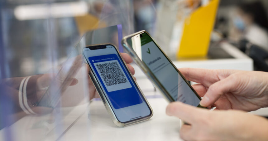 sondaj mai 95 dintre romani ar folosi ro wallet ce documente vor in aplicatia de identitate digitala 6ac4cc0812bb7