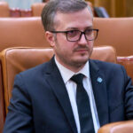 stefanita avramescu aur nicusor dan vinovat de continuarea crizei numeste prim ministri in functie de pe cine intalneste pe strada 6ac4dc7235c47