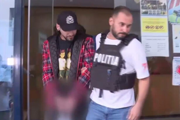 trapperul ian a luat control judiciar pentru 60 de zile dupa ce a urinat in public 6ac38fa203ef2