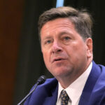 trump infiinteaza un grup de lucru pentru super inteligenta seful comunitatii de informatii jay clayton numit la conducere 6ac287cca7f6c