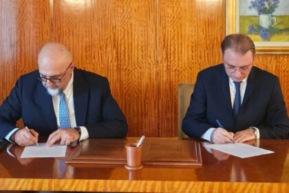 udmr a semnat un acord politic cu luca niculescu kelemen hunor pentru noi conteaza ca tara sa functioneze 6ad6091b99996