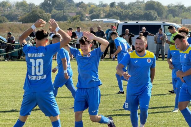 victorii fara emotii pentru liderele celor doua serii din liga a v a in etapa de duminica 6adf9760b8c2b