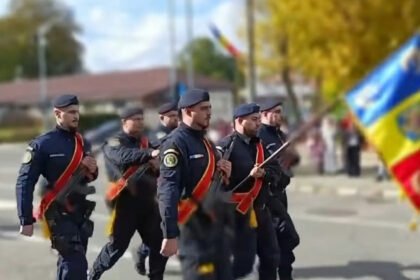 video cascadorii rasului imagini virale cu parada de ziua armatei in calarasi jandarmii n au nimerit pasul iar fanfara notele 6ae0ddfaeedf9