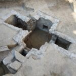video comoara ascunsa sub pamantul tomisului un mormant hypogeu in forma de cruce unic in dobrogea cui apartine terenul 6ac0bf4382b56