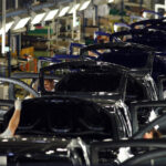 video dacia reduce productia la mioveni pe fondul scaderii comenzilor angajatii pot primi pana la 240 000 de lei la plecarea voluntara 6ac4ef31b05df