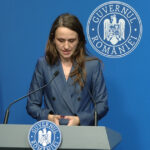 video gafa a oanei toiu intr o conferinta de presa ministra de externe a transmis condoleante familiilor marinarilor raniti 6ad24ab9cd3e0