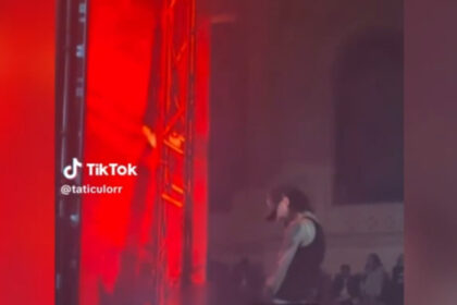 video gest scandalos pe scena un cunoscut trapper a fost filmat in timp ce urina in timpul unui concert 6ac132f17bab8