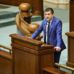video radu miruta ataca psd de la tribuna parlamentului un partid cu lideri prinsi cu bani spaga nu poate pretinde ca are solutii 6ad76fe74be87