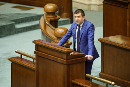 video radu miruta ataca psd de la tribuna parlamentului un partid cu lideri prinsi cu bani spaga nu poate pretinde ca are solutii 6ad76fe74be87