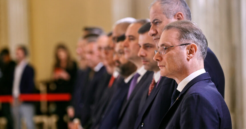 video raspunsul lui luca niculescu la intrebarea daca este un premier de paravan al psd 6ad7ca24e696f