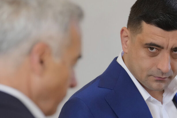 video simion mi a spus ca stie ca georgescu este nebun sustine jurnalistul valeriu nicolae reactia aur 6ac632a429443